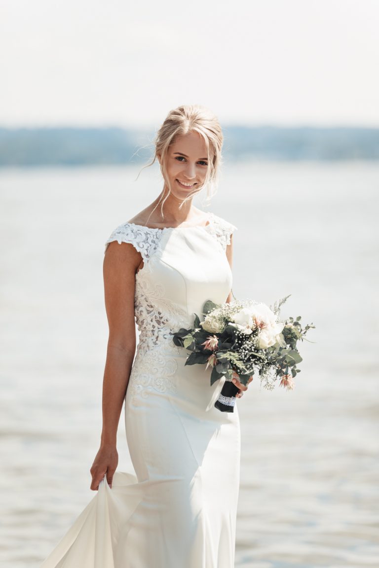 Photographe Mariage Norvège Hamar Mariés Robe Bouquet Mer Océan Plage Shooting